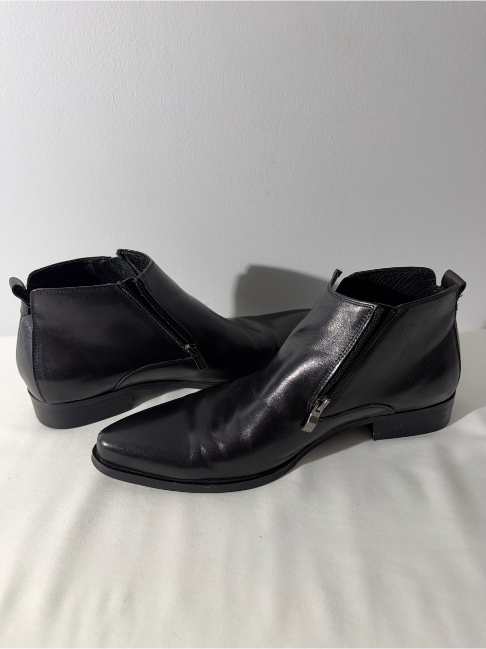 Santimon Mens US 9 Black Ankle Genuine Leather Zipper Pointed Toe Casual Boot - Picture 3 of 6
